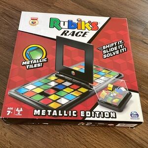 Rubik’s Race Metallic Edition Game